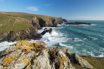 Felsenküste am Lizard Point, dem südlichsten Kap der britischen Insel,Cornwall,...