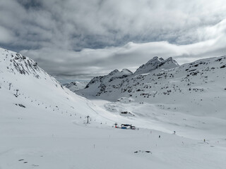 Fototapeta na wymiar Mölltaler Gletscher Winter Landscape, Austria Höhe Tauern