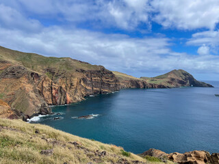 Fototapeta premium Breattaking view of the peninsula Ponta de São Lourenço mountains, hiking trail and Atlantic ocean on the Madeira island