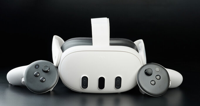 Meta oculus quest 3 headset console