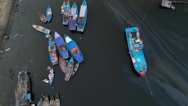 Oil Slick Floats Between Boats In Danang Harbor Vietnam