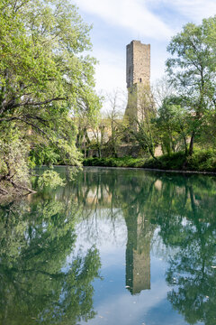 Tour m&eacute;di&eacute;vale de Roquemaure