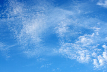 White clouds in the blue sky - 761205794