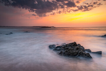 Obraz premium Stunning Sunset at Valdoviño Beach, Galicia, Province of A Coruña, Spain