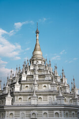 Fototapeta premium pagoda in temple city