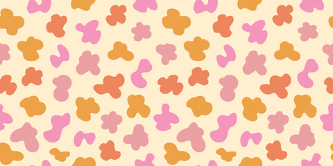 Groovy seamless pattern in retro trippy style.