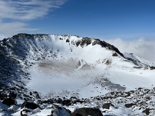 Hallasan Baeknokdam snow covered mountains