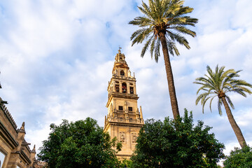 Mezquita-Catedral de Córdoba Glockenturm in Córdoba Andalusien Spanien - obrazy, fototapety, plakaty