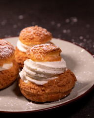 Pâtisserie Française - Choux à la crème