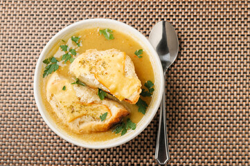 onion soup with croutons - 761843141