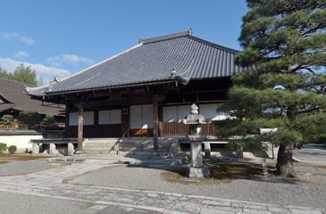 Fototapeta premium 聖衆来迎寺 本堂 滋賀県大津市比叡辻