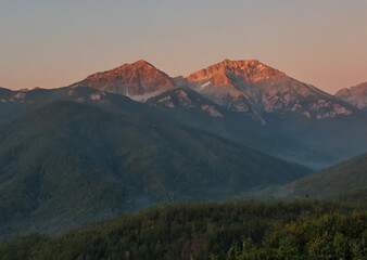 mountains_in_the_morning (2)