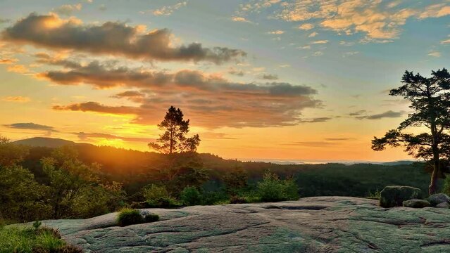 A beautiful view of the Daniel Boone National Forest as seen from the top of Lockegee Rock in Morehead, Kentucky.
