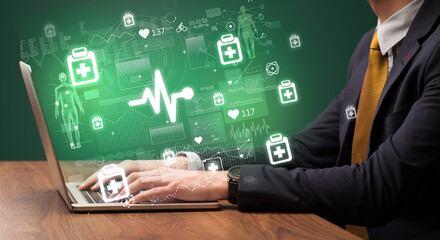 hand browsing on the internet for medical issues