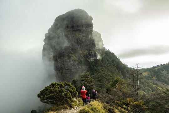 Trekking on Mount Dabajian (Dabajianshan), 3492m,, Shei-Pa National Park, Taiwan