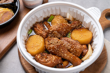 Korean food, braised spicy chicken, spicy, steamed chicken, soy sauce, side dishes, steamed eggs, ham, kimchi, traditional