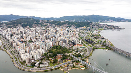 City of Florianopolis, Hercilio Luz Bridge. © marabelo