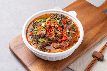 Korean food, side dishes, fish, grilled fish, steamed, saury, mackerel, japchae, codari, jeon, stir-fried pork, yukgaejang, soybean paste stew, kimchi, kkakdugi,