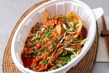 Korean food, side dishes, fish, grilled fish, steamed, saury, mackerel, japchae, codari, jeon, stir-fried pork, yukgaejang, soybean paste stew, kimchi, kkakdugi,