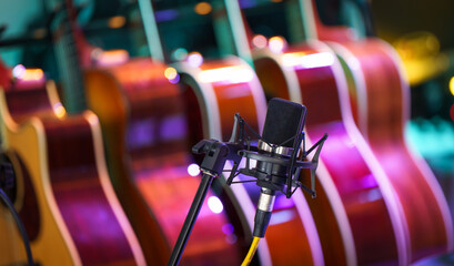 Microphone and Acoustic Guitars