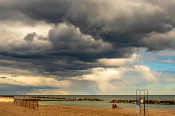 Foto op Plexiglas dramatic clouds over  balmy beach toronto shot in march room for text © Michael Connor Photo