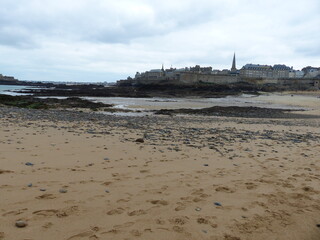 Plage Saint-Malo à marée basse