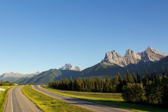 Scenic Mountain range, summer road trip, rocky mountains, canadian nature