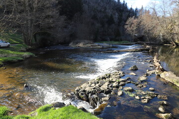 ancien barrage de moulin sur la Sioule, 63