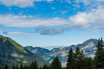Montagne -paysage &agrave; abondances et environ - Chatel - France
