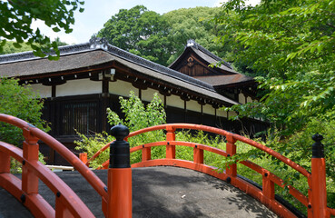 下鴨神社　輪橋と本殿　京都市左京区