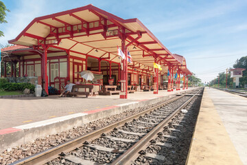 Fototapeta na wymiar Hua Hin station platform