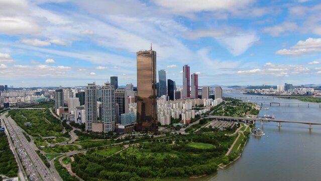 Yeouido Building, Yeongdeungpo-gu, Han River, Seoul, South Korea