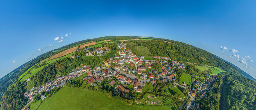 Idyllische Naturlandschaft nahe M&ouml;hren beu Treuchtlingen in Mittelfranken