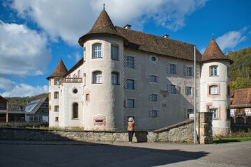Obraz premium An image of the beautiful water castle in the village of Glatt near Sulz, Germany