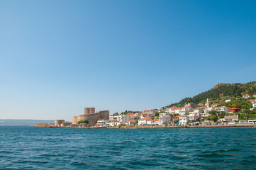 Fototapeta na wymiar View of Çanakkale Kilitbahir Castle and the city.
