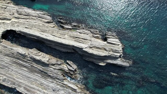 神奈川県・城ヶ島・海と岩場・4Kドローン空撮