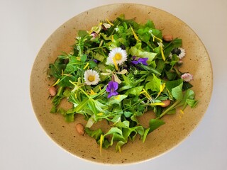 Salade fleurie 