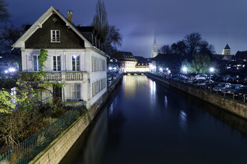 Fototapeta na wymiar Vauban Dam in the old city of Strasbourg