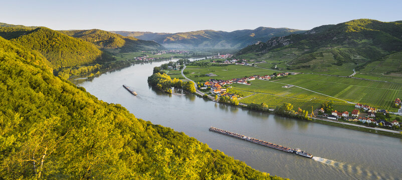 Blick von der Ferdinandswarte Richtung Oberloiben, Rossatz, D&uuml;rnstein, Donau, Wachau, Nieder&ouml;sterreich, &Ouml;sterreich