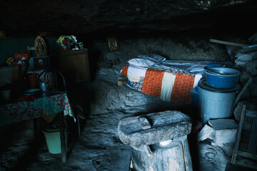 inside a cave where indigenous mexican people from raramuri community live, bear creel chihuahua state  - obrazy, fototapety, plakaty