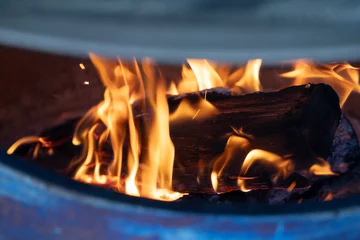 Gordijnen 焚き火・薪を燃やす・キャンプ・暖炉イメージ © naka