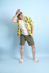60s Senior in Summer vacation