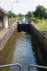 Fototapeta na wymiar lock on the canal