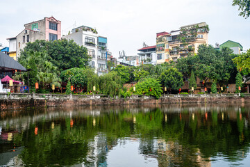 Fototapeta na wymiar views of empty park in hanoi, vietnam