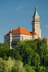Fototapeta na wymiar Schloss Wallsee, Donau, Mostviertel, Niederösterreich, Österreich