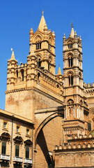 Fototapeta na wymiar Palermo Cathedral in the sunshine. Detail