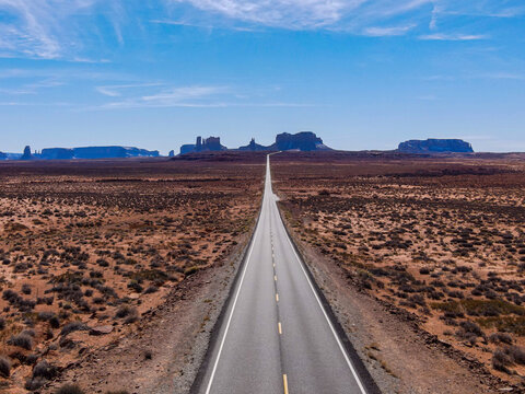 Monument Valley from Forrest Gump running point