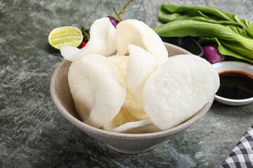 Vietnamese starter appetizer Crab chips