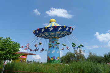 Kettenkarussell im Sonnenlandpark in Lichtenau in Sachsen