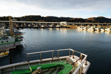 Fototapeta na wymiar 休日の漁港
